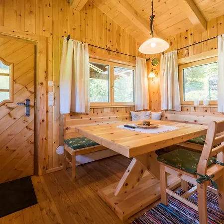 Almliesl Holl-559 Horská chata *